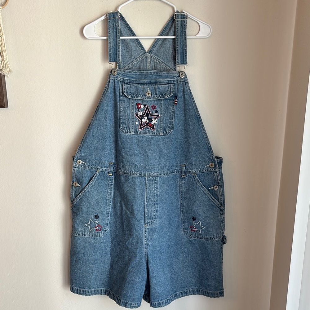Disney Vintage Women Plus embroidered Mickey Denim Overall Shorts America 20 EUC